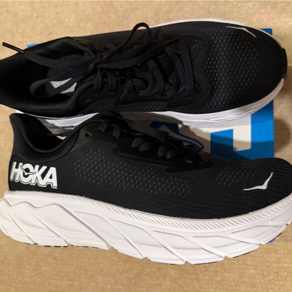 NIB •HOKA Women’s HOKA ARAHI 7 Size: 8.5 - Picture 3 of 7